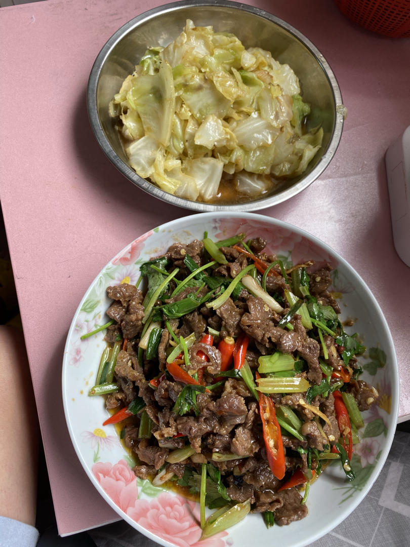 爆炒牛肉