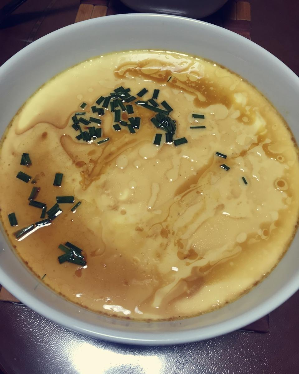 水蒸蛋-《红楼梦》里司棋一怒之下砸了大观园里的小厨房，就因为没吃上这道香嫩滑口的菜！