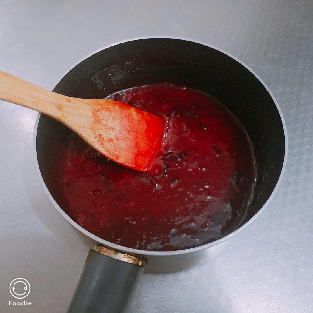 黑布林果酱