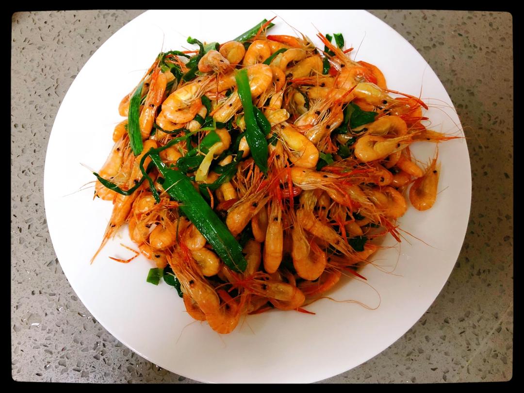 爆炒小河虾