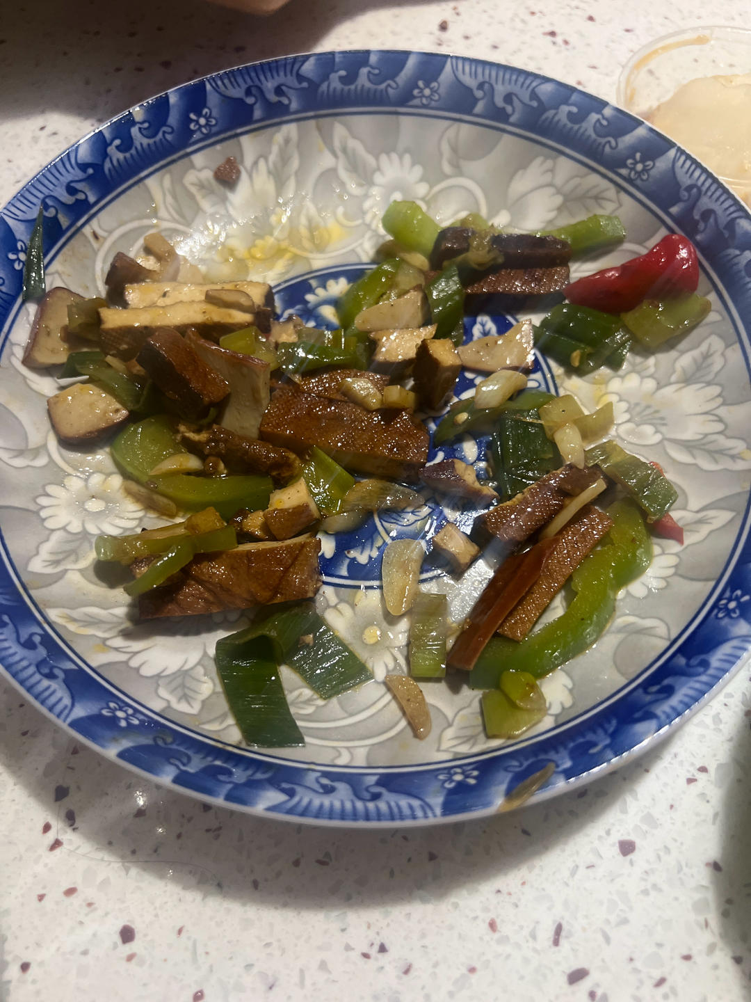 香干炒青椒（比荤菜还好吃的素菜）