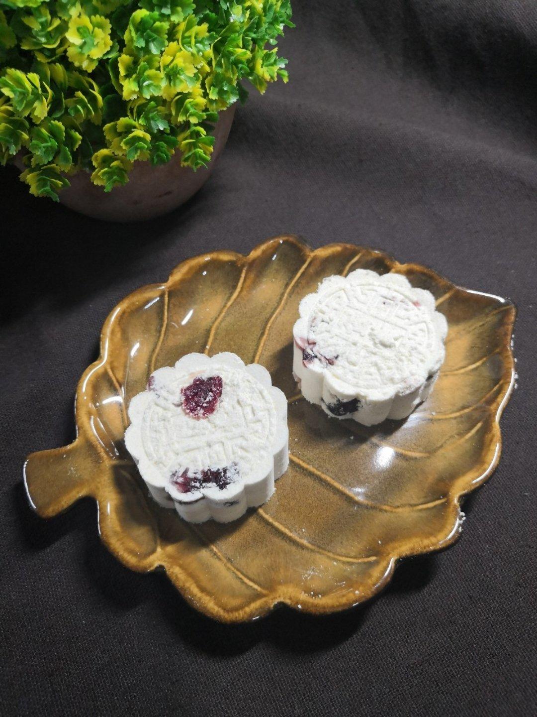 黑加仑糯米松糕的全部作品