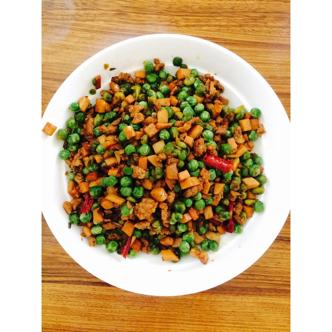 豌豆炒肉末