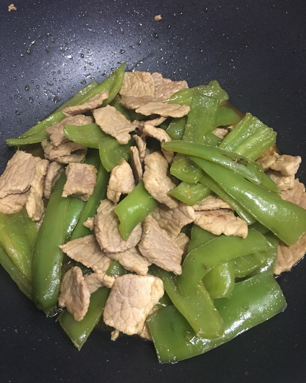 尖椒炒肉