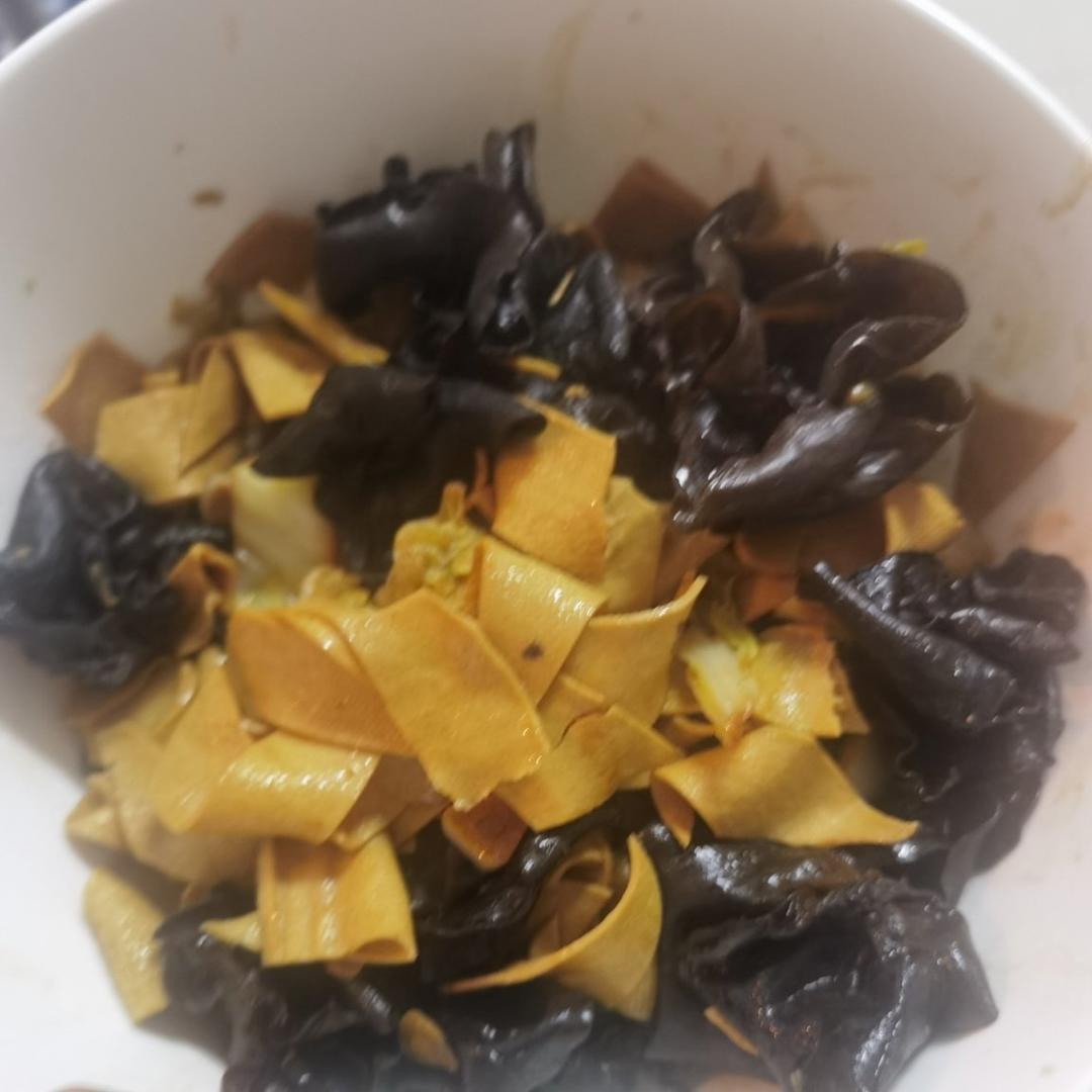 尖椒炒干豆腐