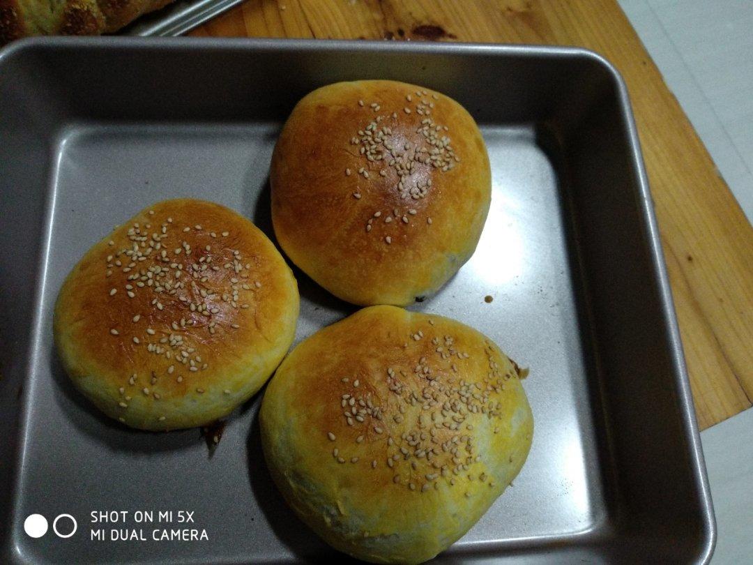 红豆馅圆面包