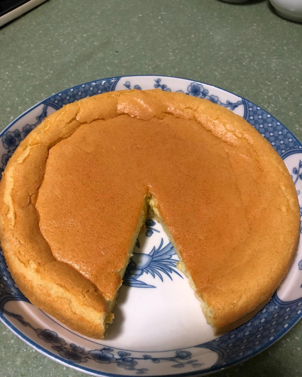 烤箱做蛋糕（戚风蛋糕的做法）