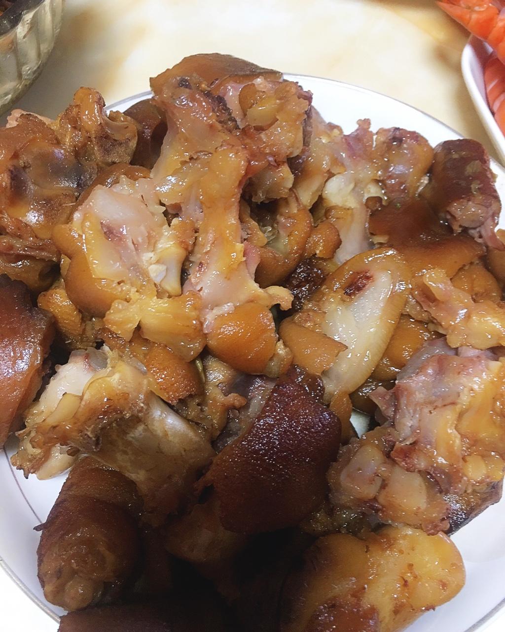 美味的家常菜：红烧猪蹄
