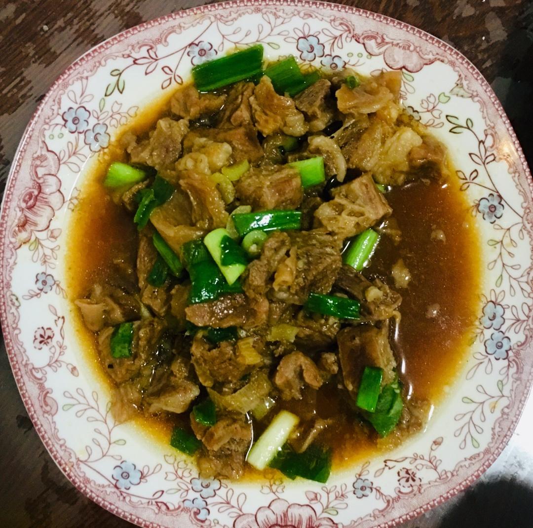 超级简单又美味的炖牛腩——高压锅版