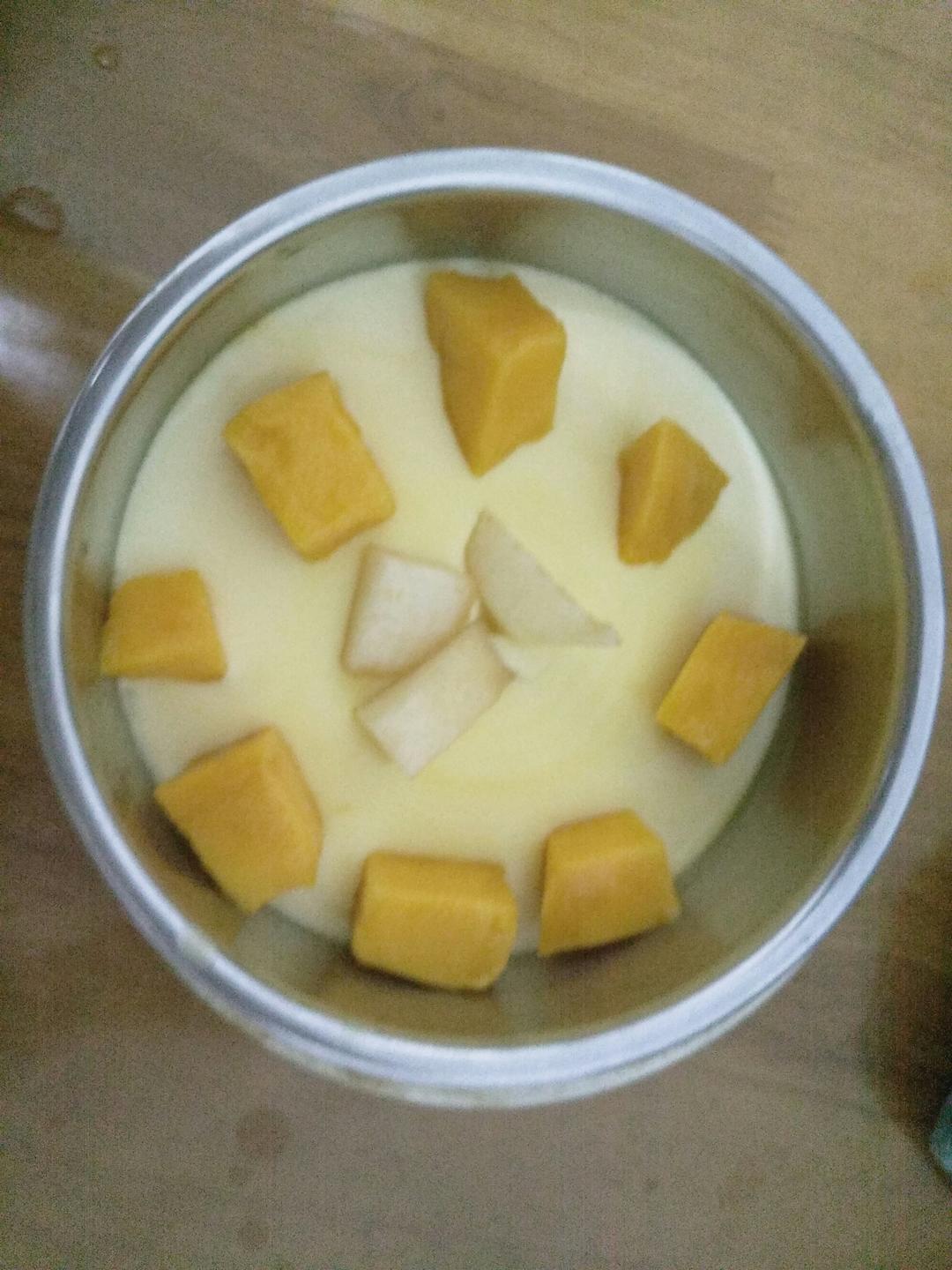 牛奶炖蛋