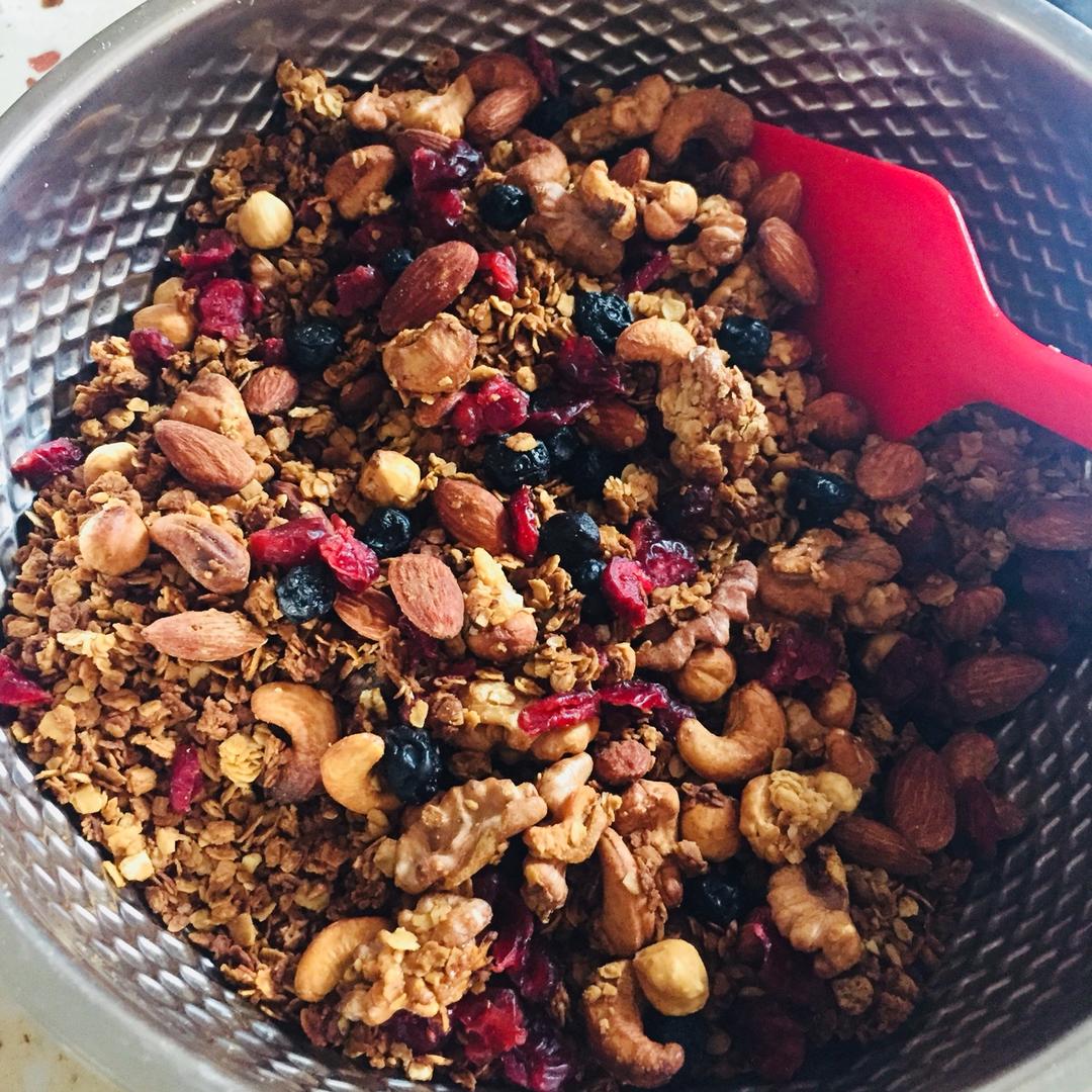 Granola（格兰诺拉麦片）