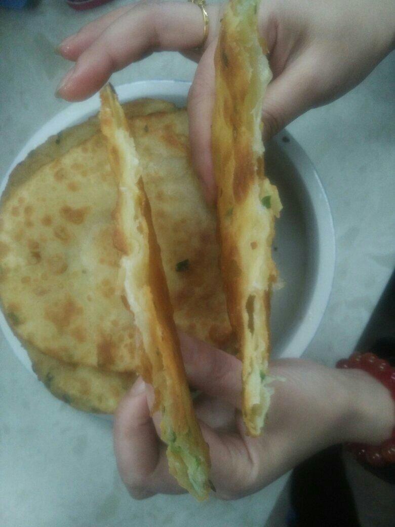 堂妈教你做飘香葱油饼