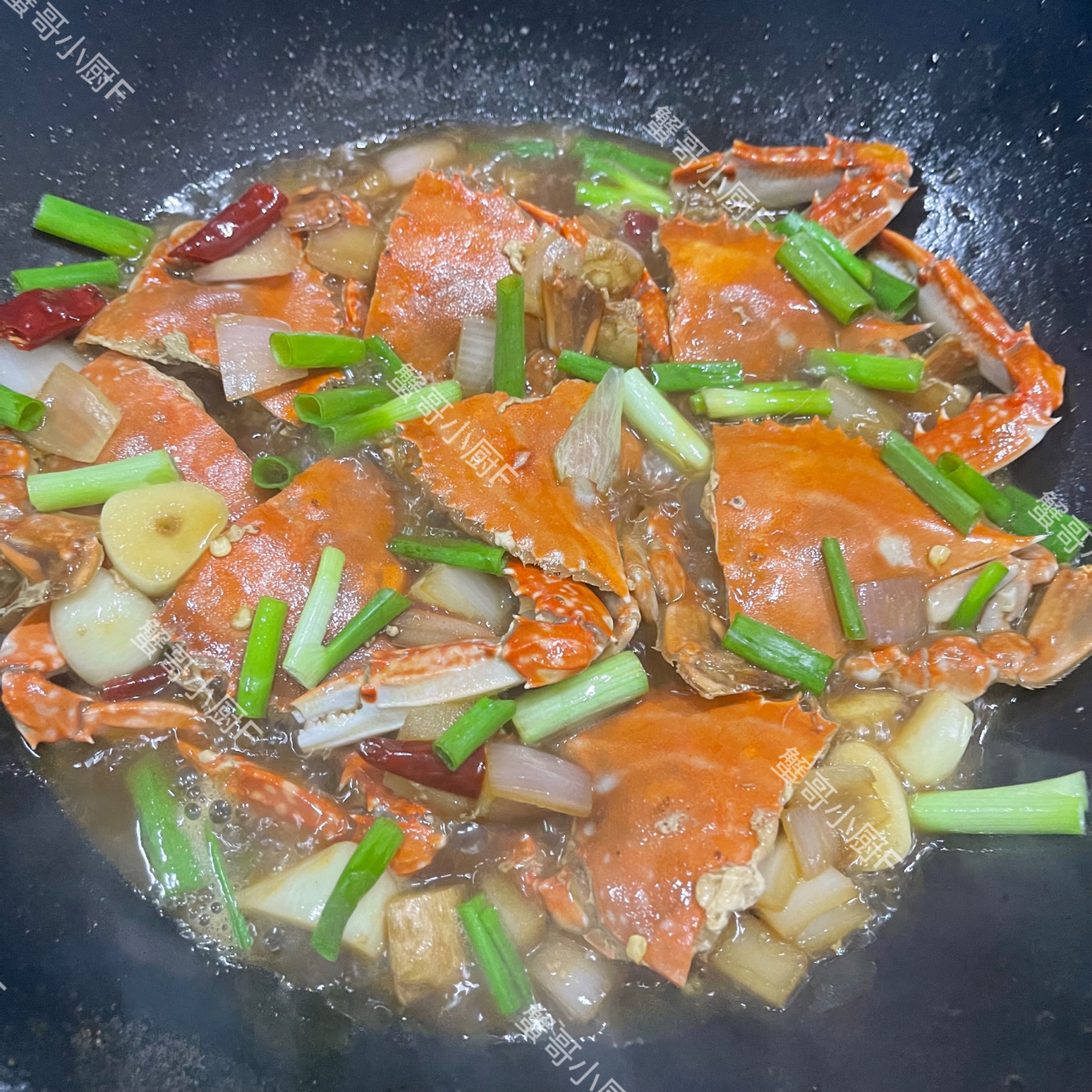 🔥家庭版家🔥烧梭子蟹，红烧梭子蟹，蟹肉一丝丝鲜甜的做法