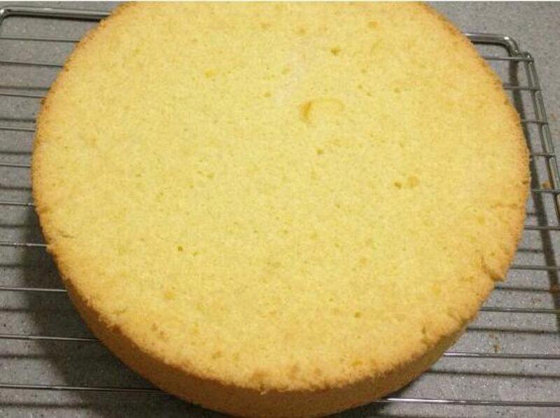 蛋糕的做法（8寸戚风蛋糕）