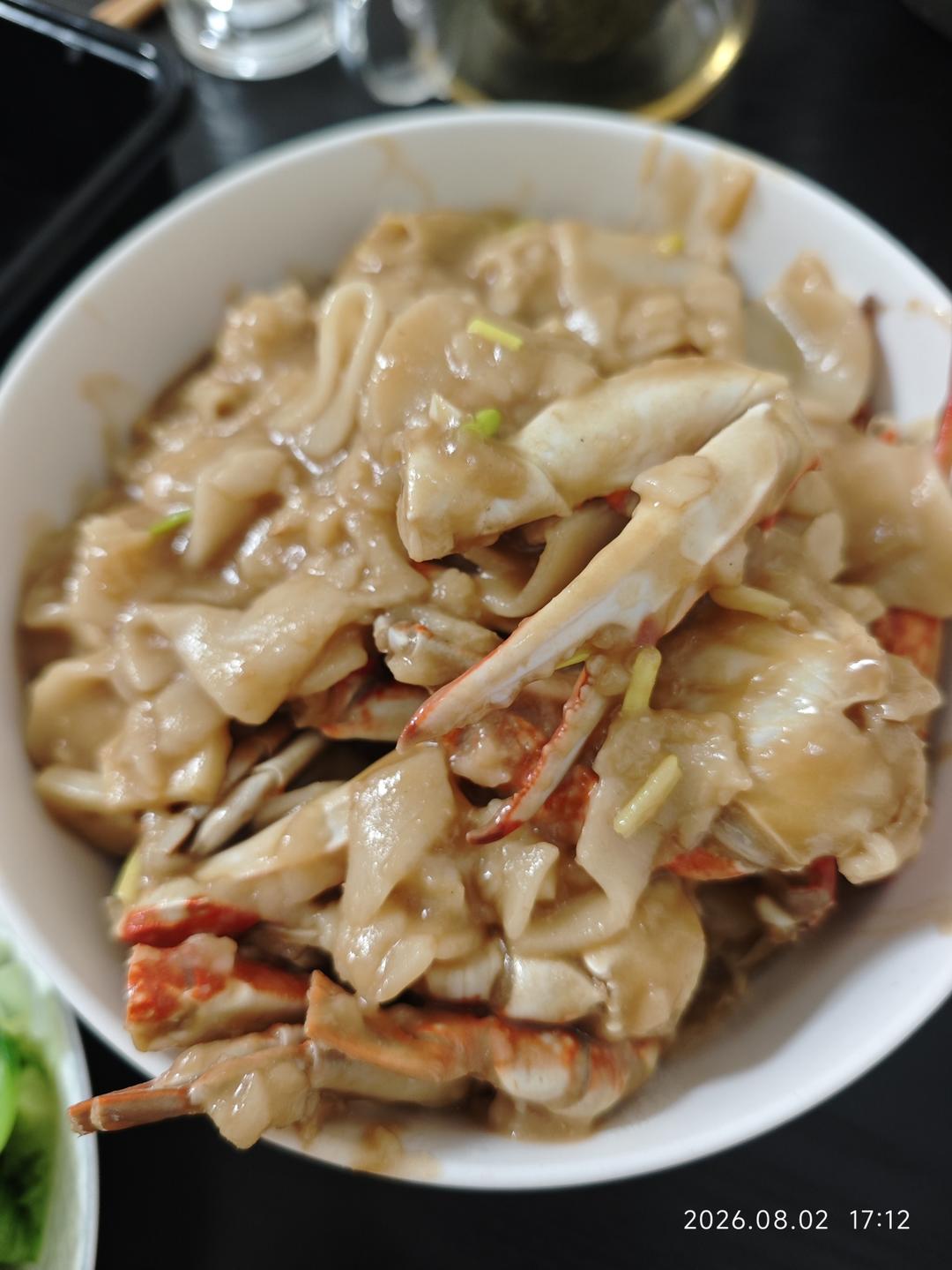 梭子蟹炒年糕～标准的江浙菜