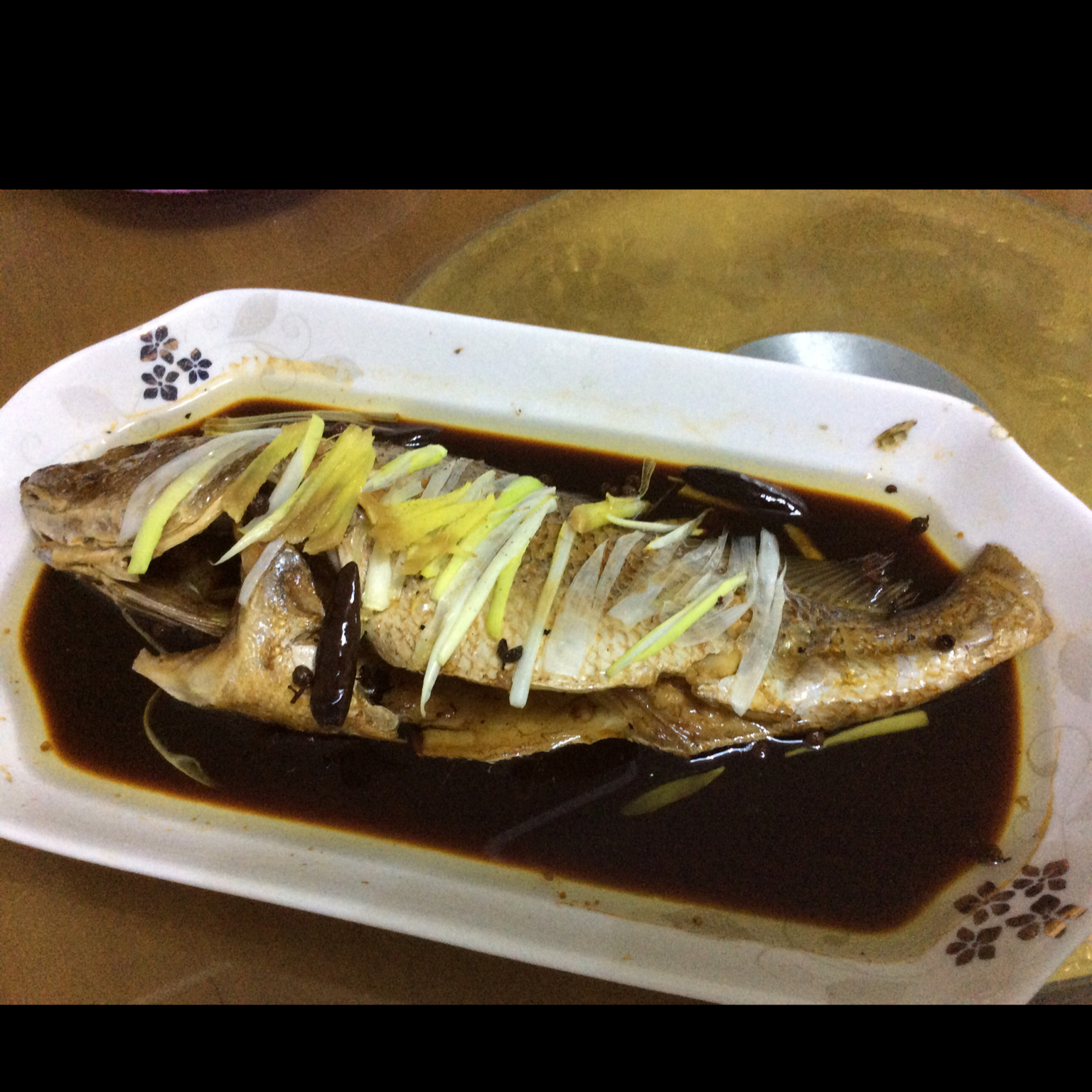 换个料汁儿做蒸鱼-------红蒸鲈鱼