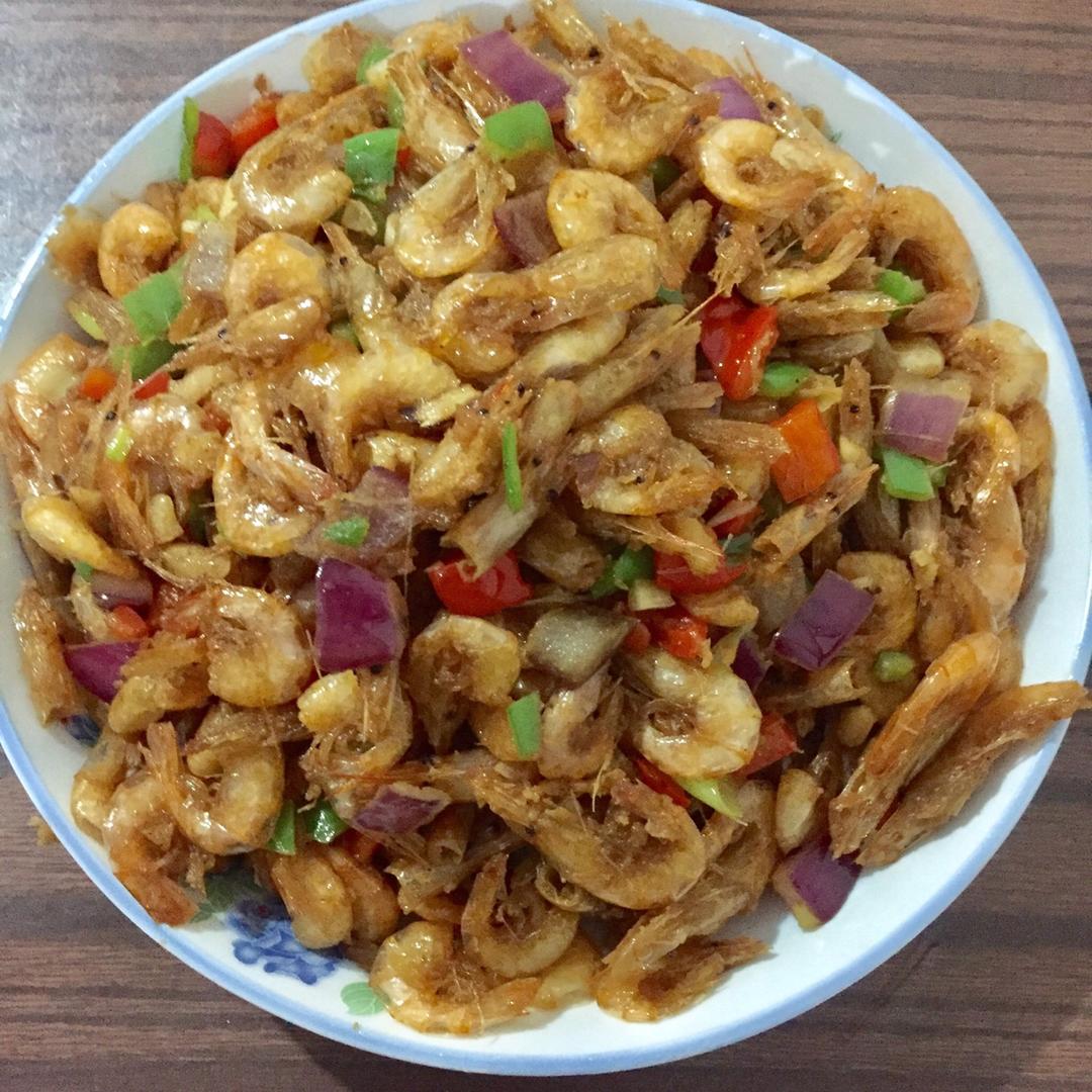 爆炒小河虾