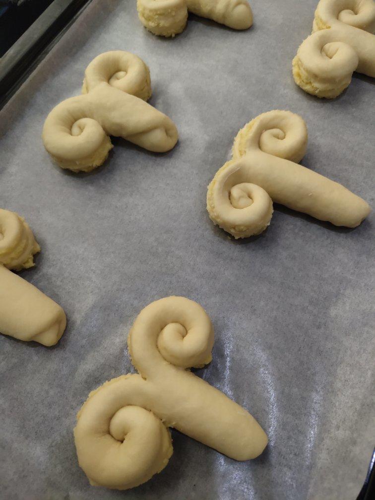 羊羊羊 🐏 椰蓉小面包、一次就成功‼️