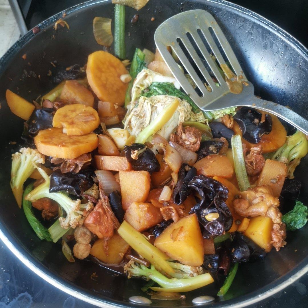 吃不够的黄焖鸡米饭你一定要试试