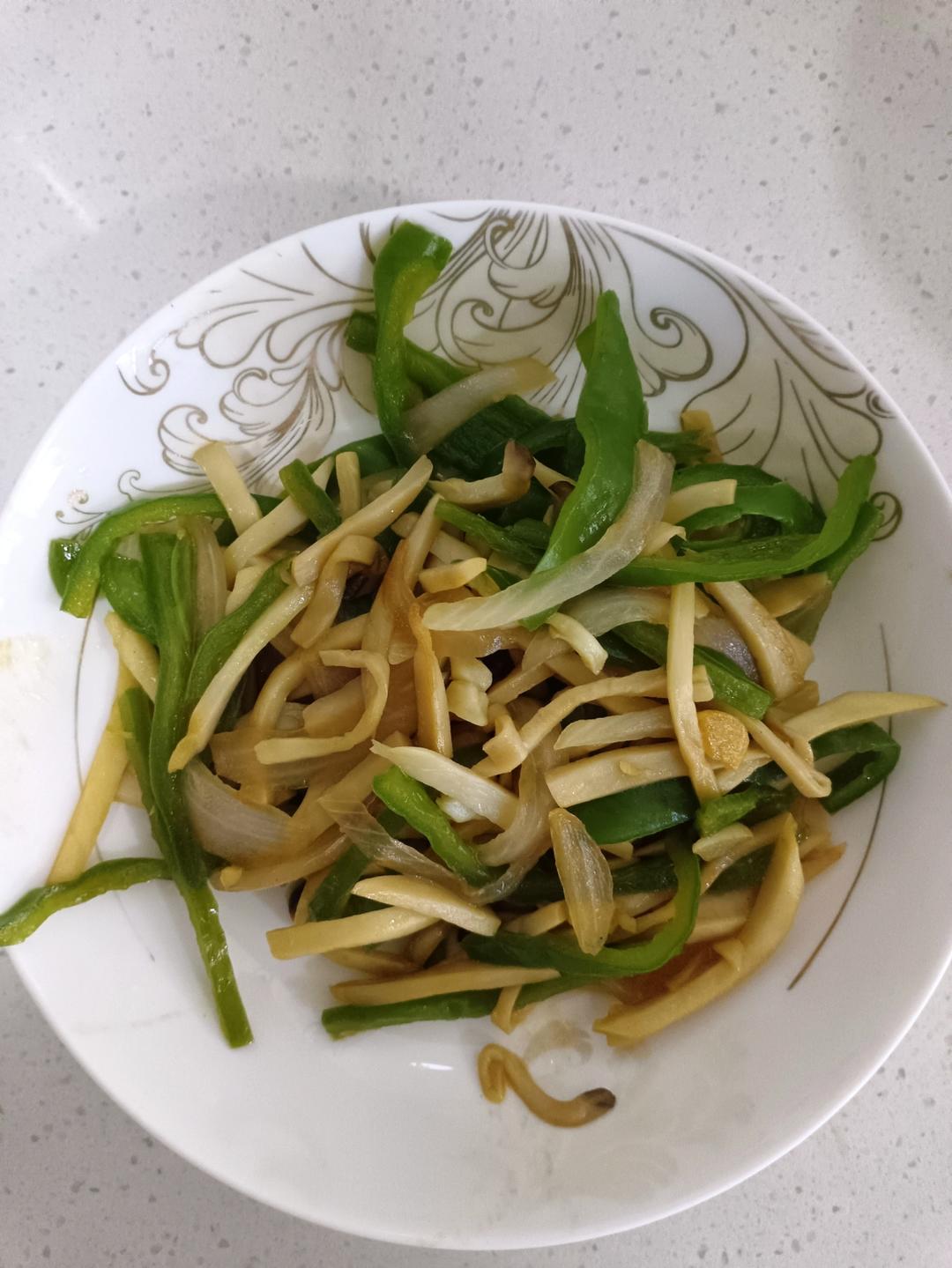 椒丝炒杏鲍菇