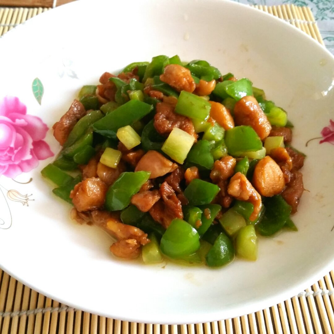青椒炒鸡腿肉（大厨级别）