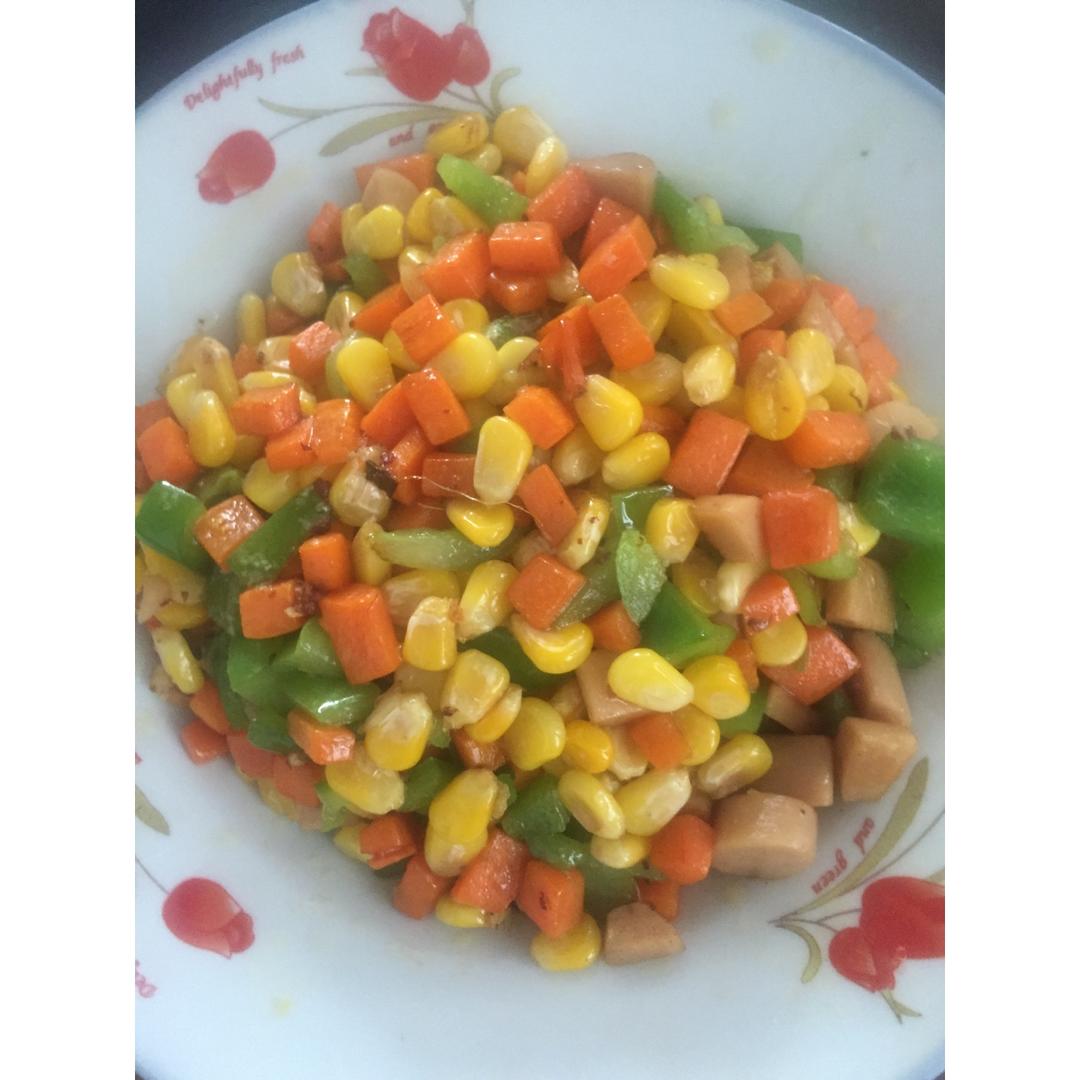 胡萝卜火腿肠炒玉米