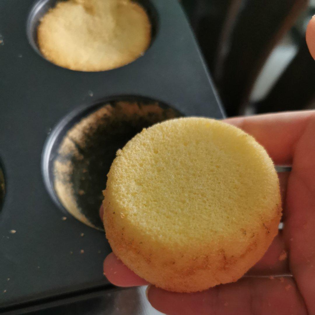 戚风蛋糕不塌陷配有搅拌手法