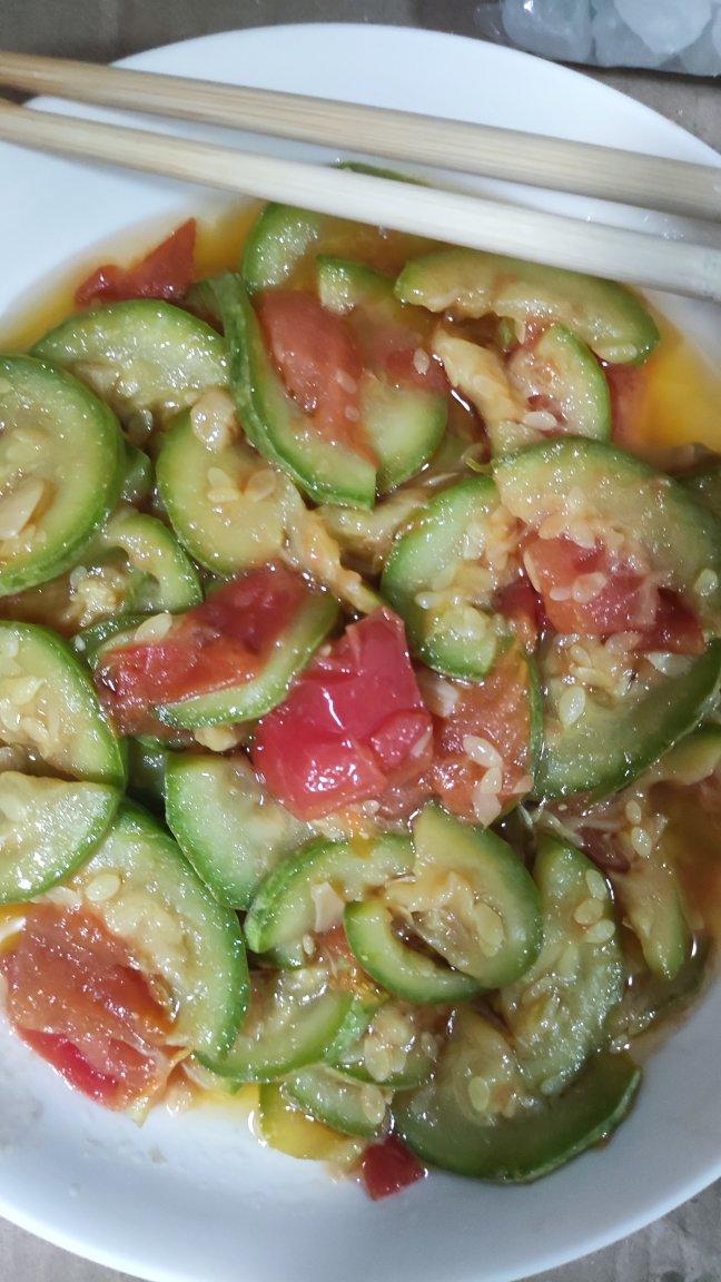 西葫芦炒西红柿