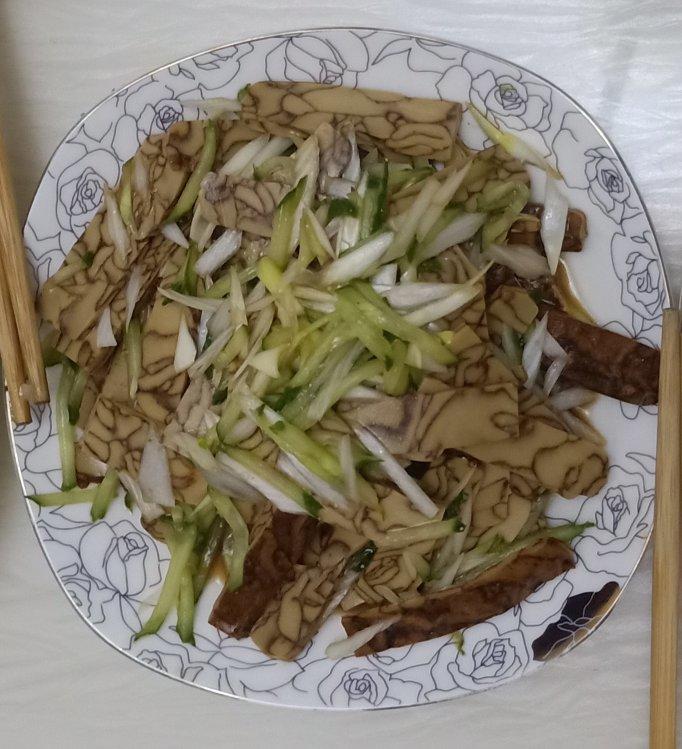 凉拌豆腐干