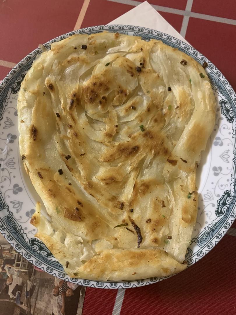 hujiep做的香酥千层饼葱油饼酥掉渣了