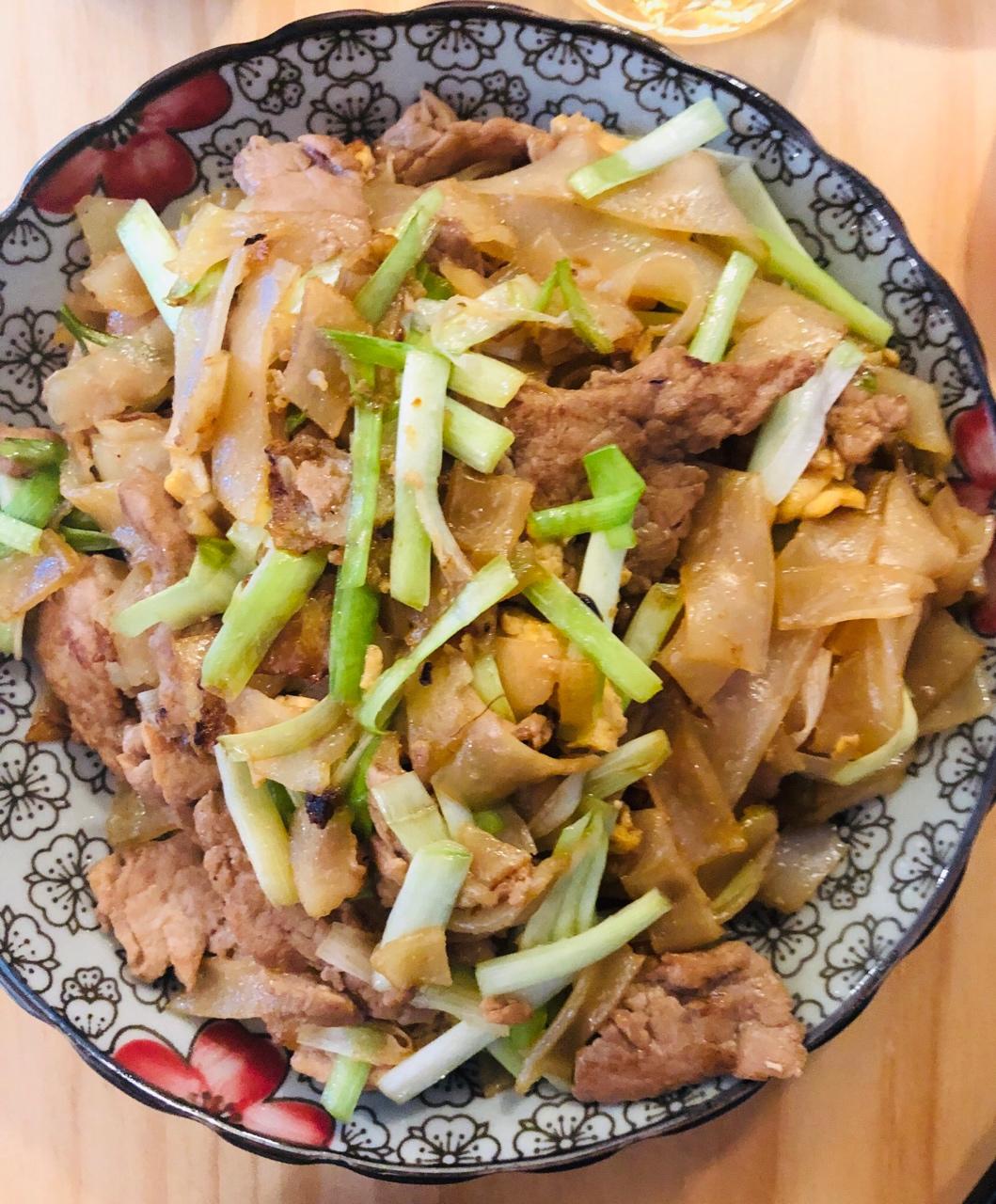 干炒牛河｜美食台