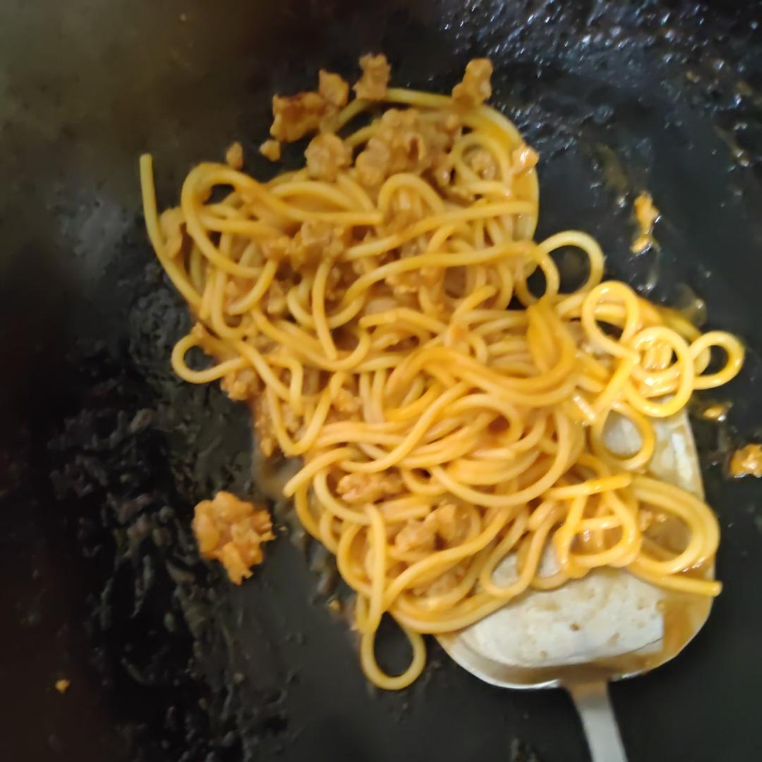 番茄肉酱意面