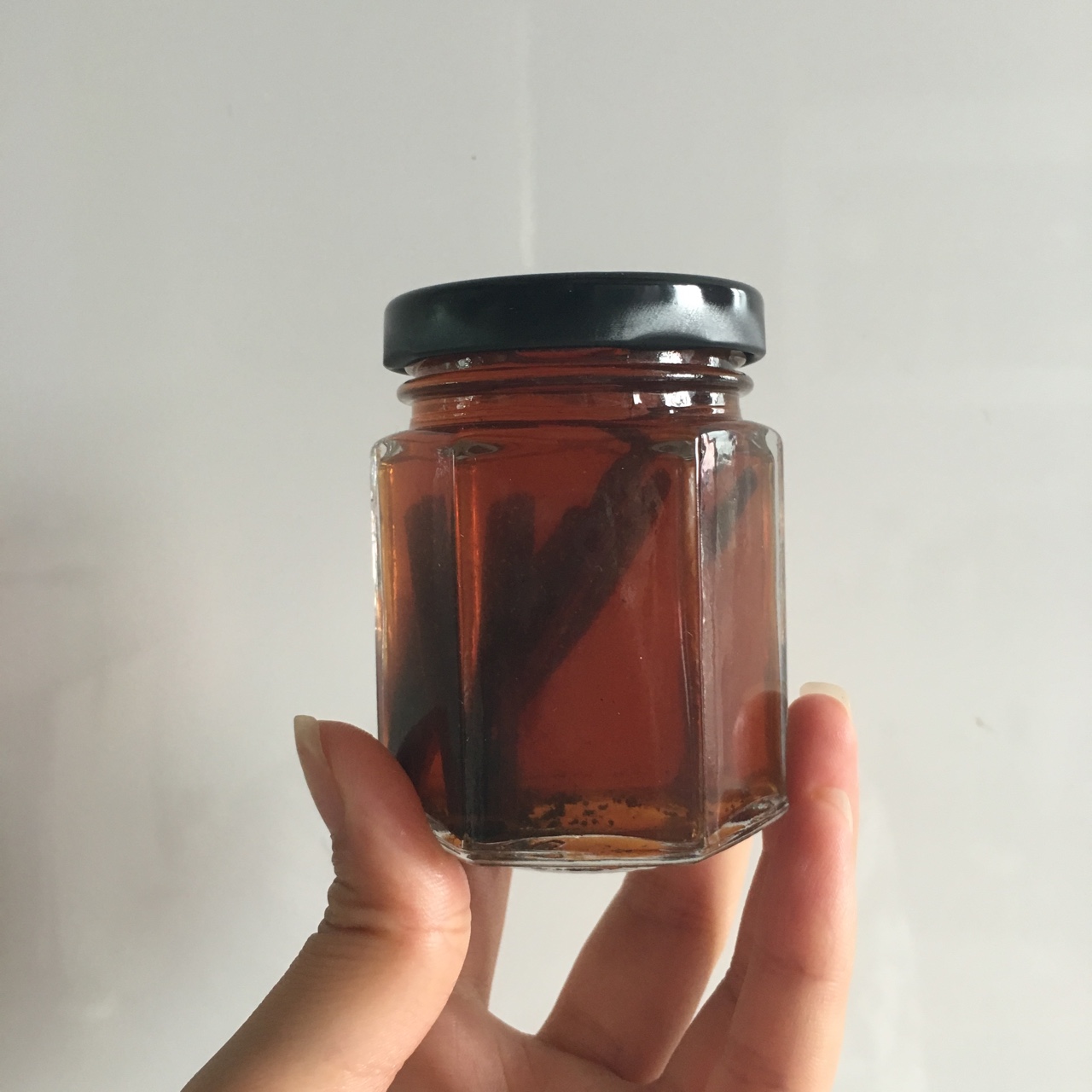 如何自制香草精 Homemade Vanilla Extract