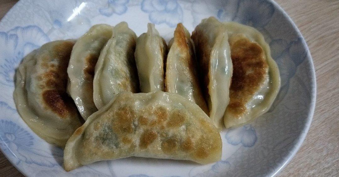 面点新手的韭菜鸡蛋盒子