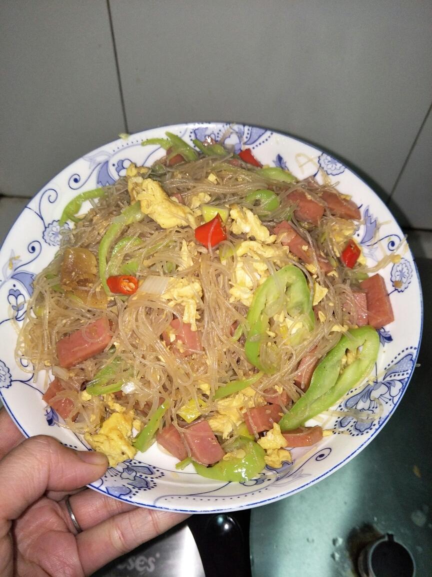 鸡蛋火腿炒米粉的做法 步骤15