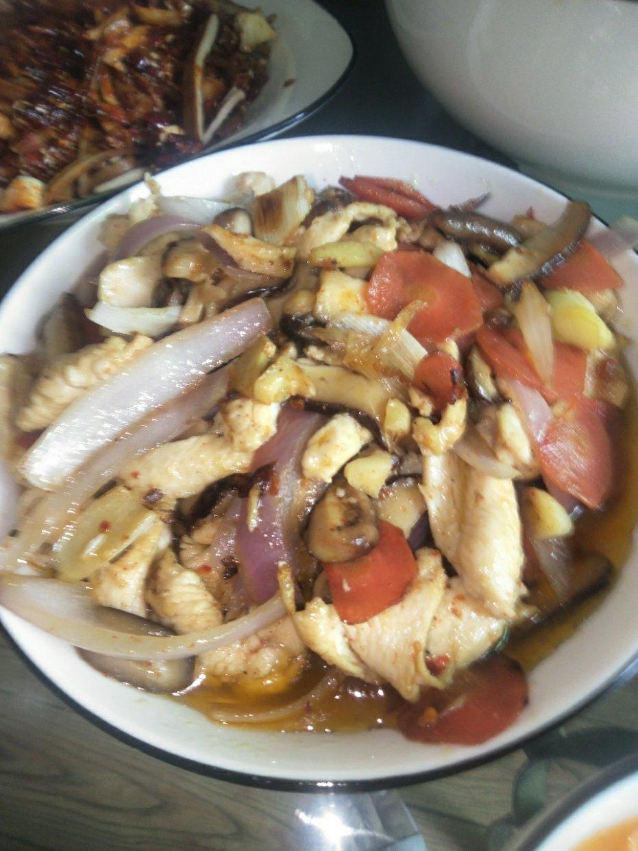 嫩炒香菇鸡胸肉(独家秘制)