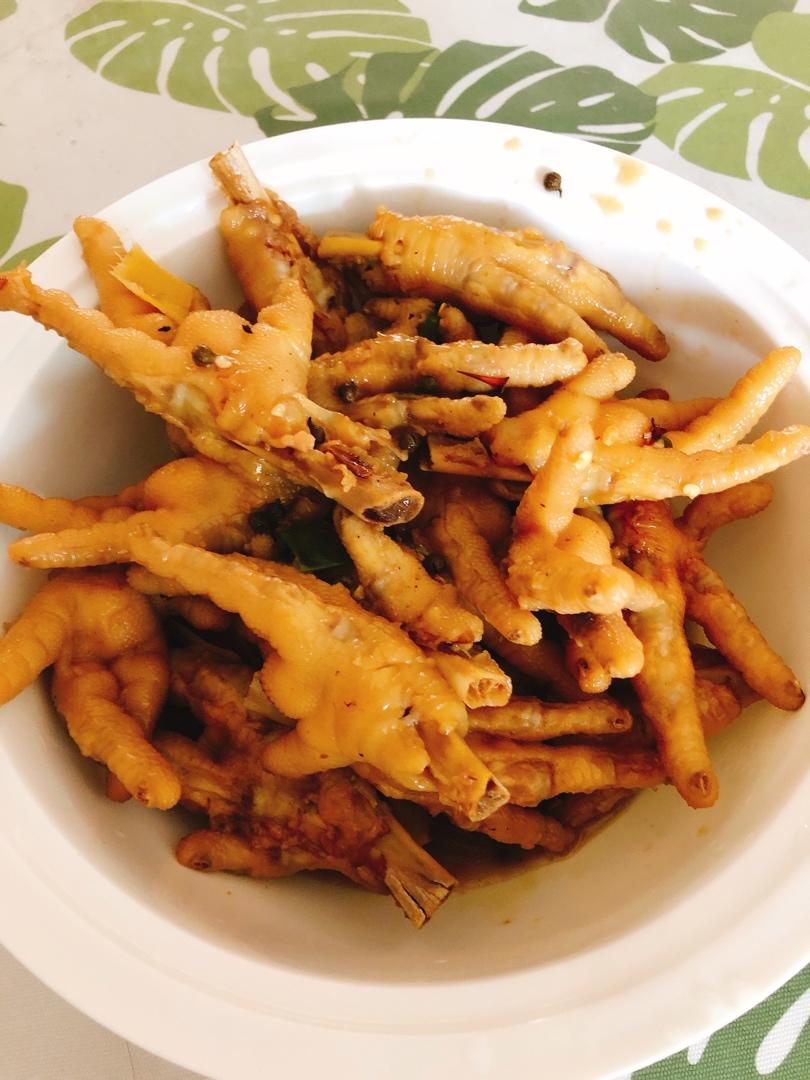 香辣烧鸡爪