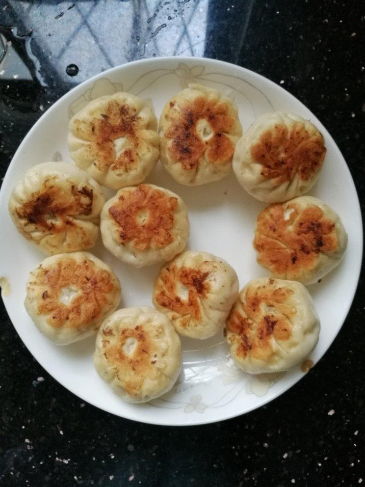 鲜虾猪肉生煎包（一定要看视频哟~）