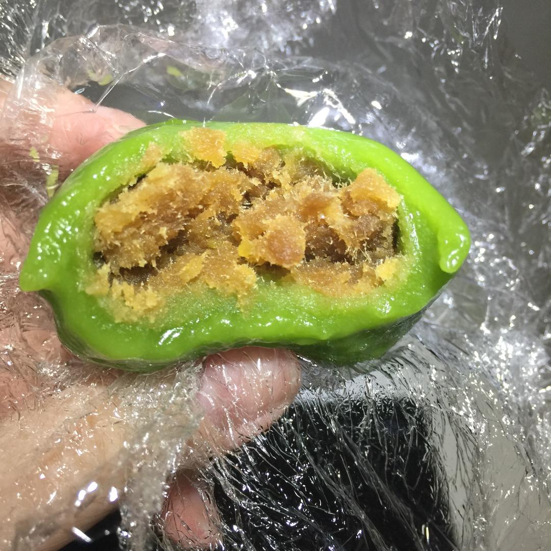 网红青团～～咸蛋黄肉松青团