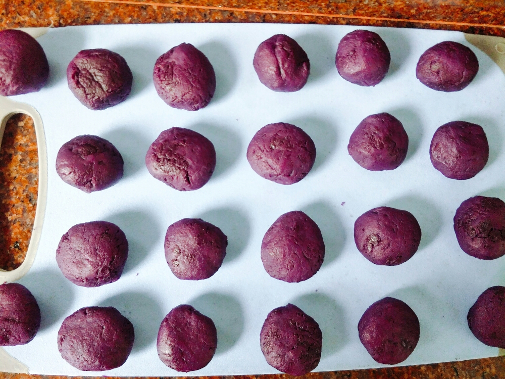 奶香紫薯包子的做法 步骤3