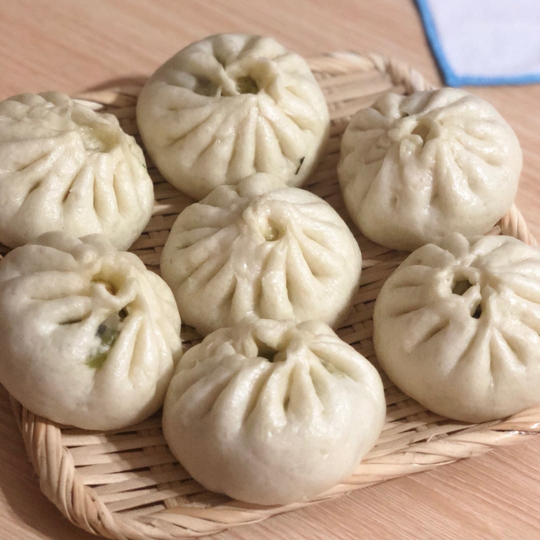 油菜香菇菜包