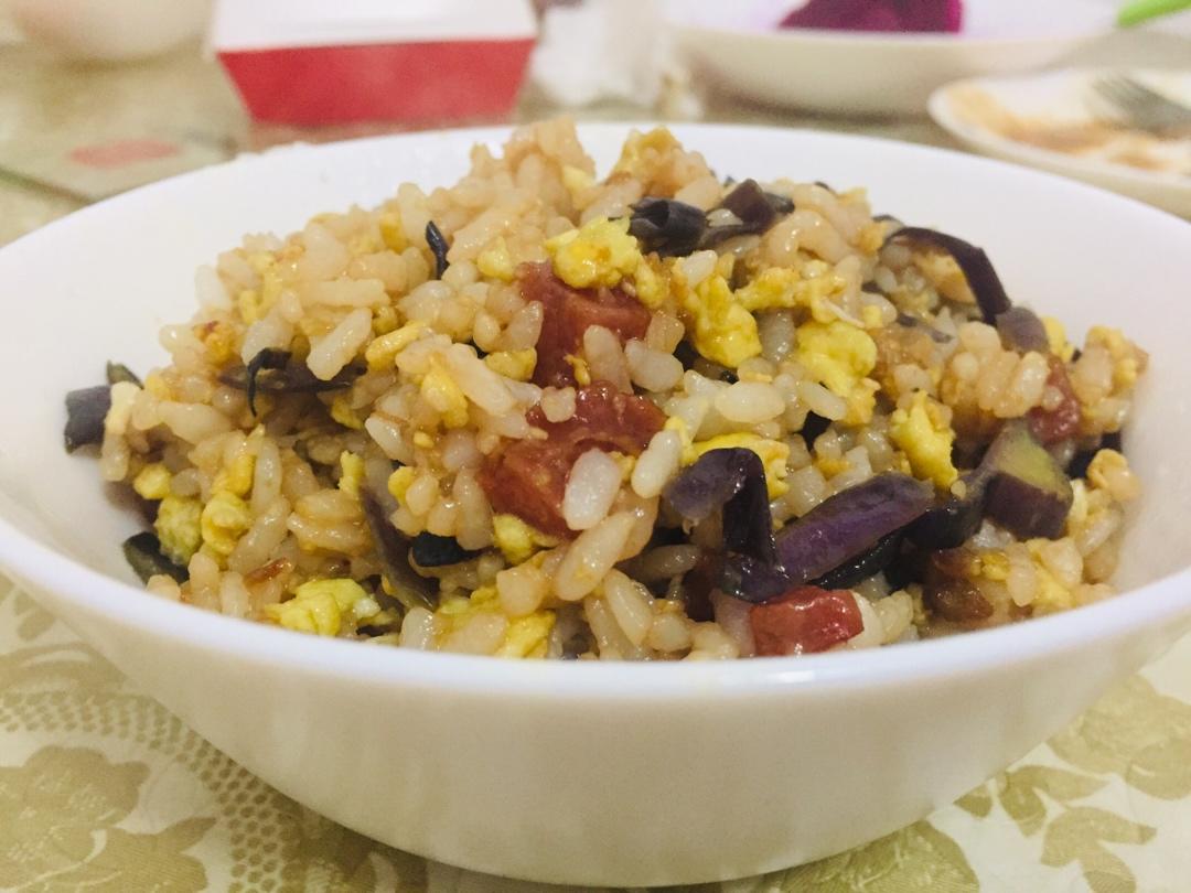 甘蓝蚝油蛋炒饭