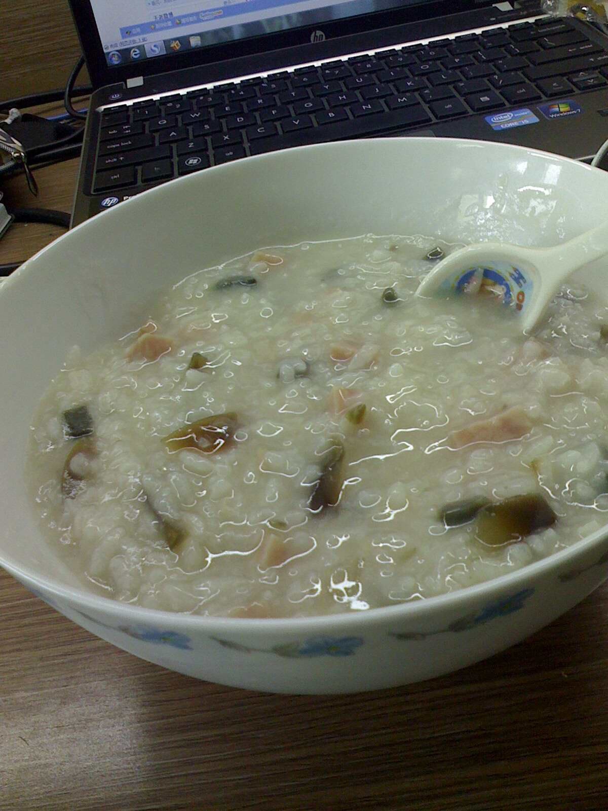 lulu0909做的皮蛋瘦肉粥