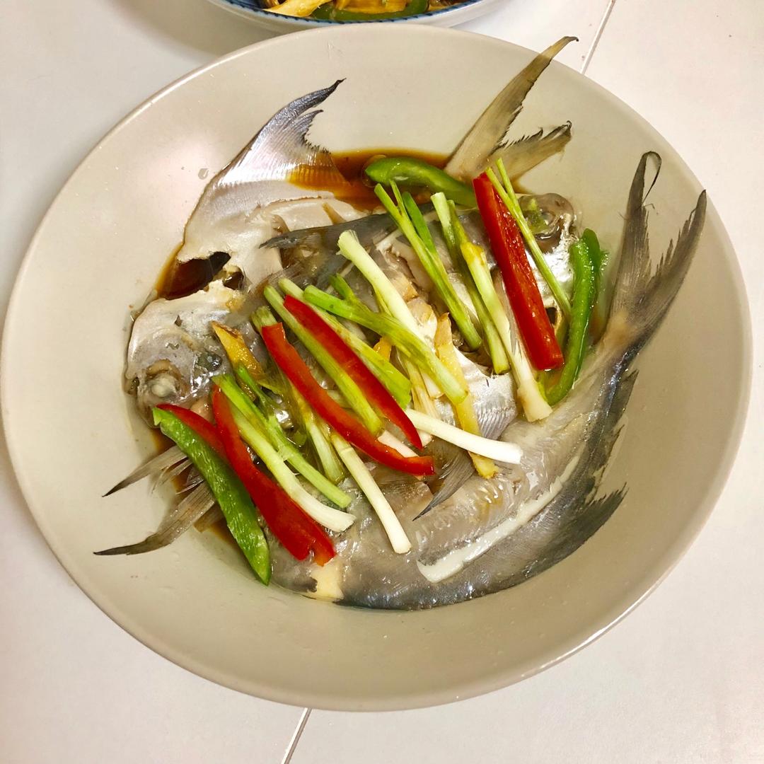 清蒸鲳鱼