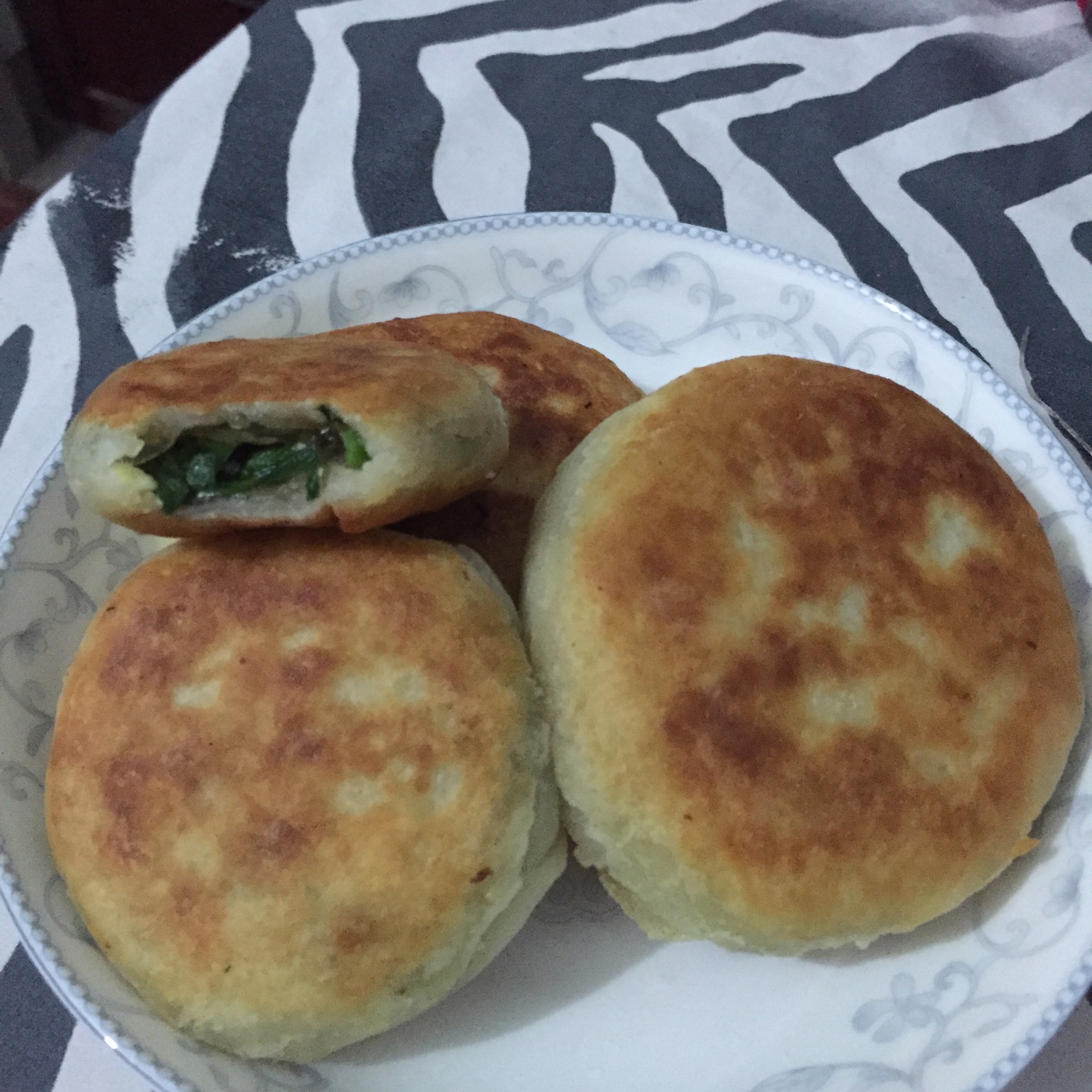 薄皮韭菜饼