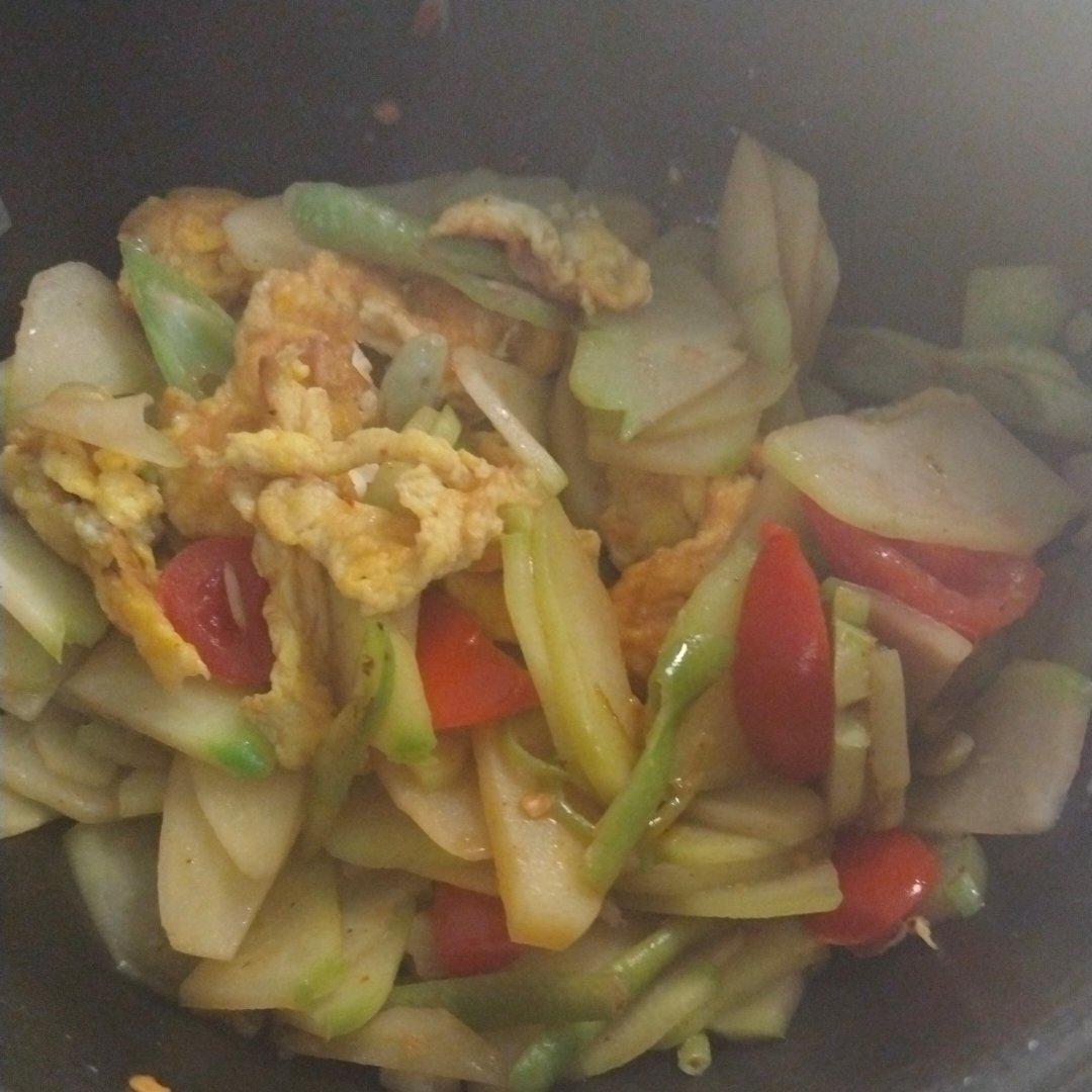 家常素菜佛手瓜炒鸡蛋🥚