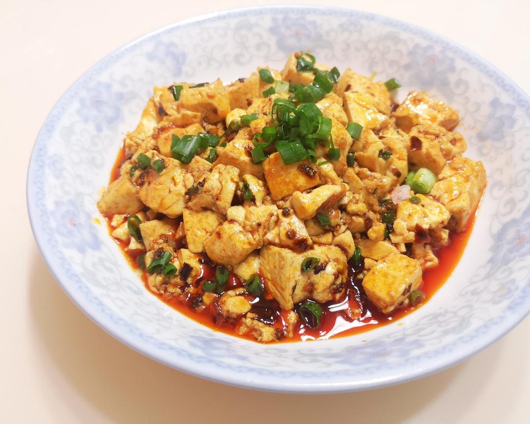 万物皆可老干妈，超快手超下饭的老干妈豆腐