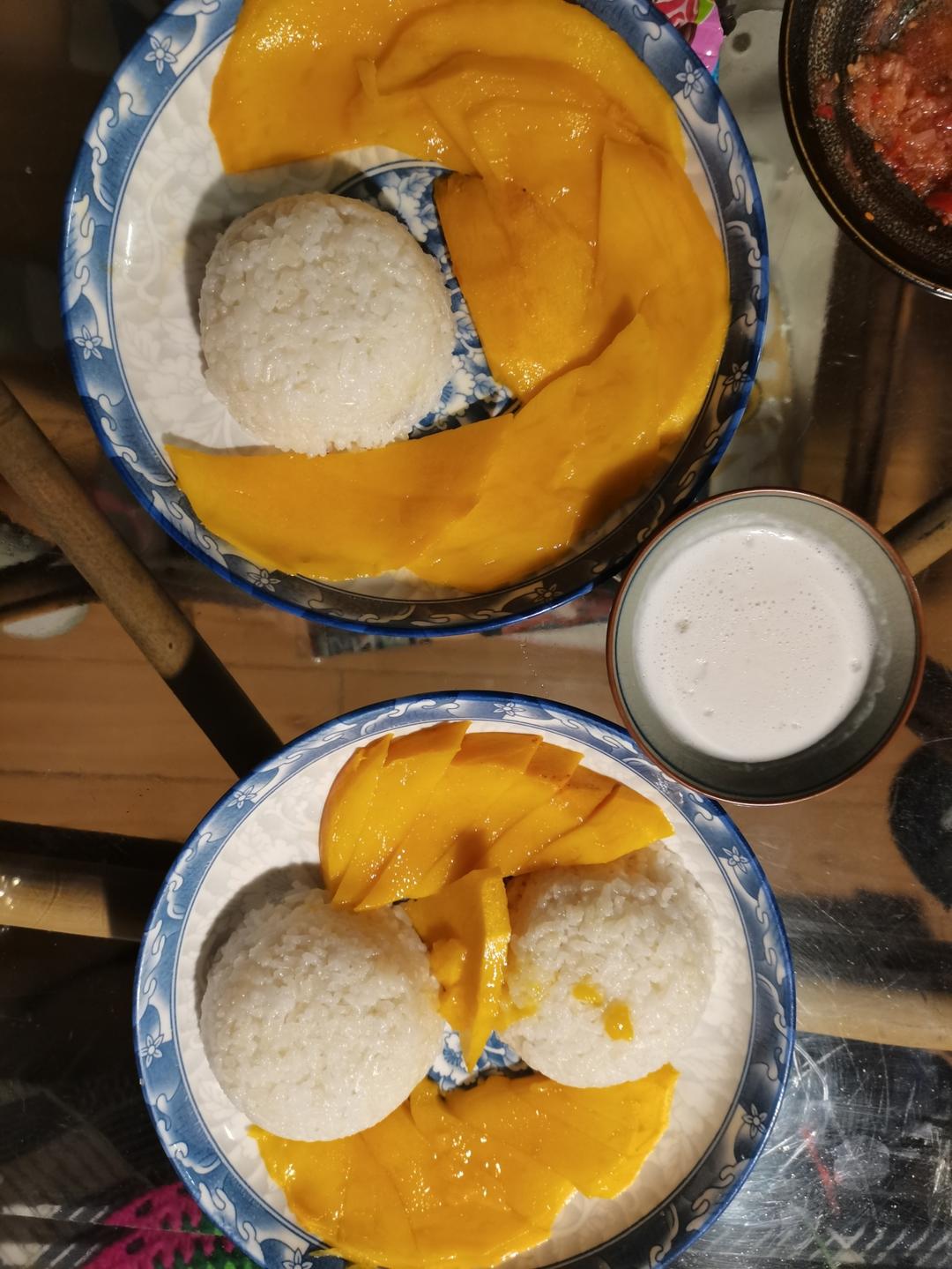 别出国啦，在家也能做芒果糯米饭🥭