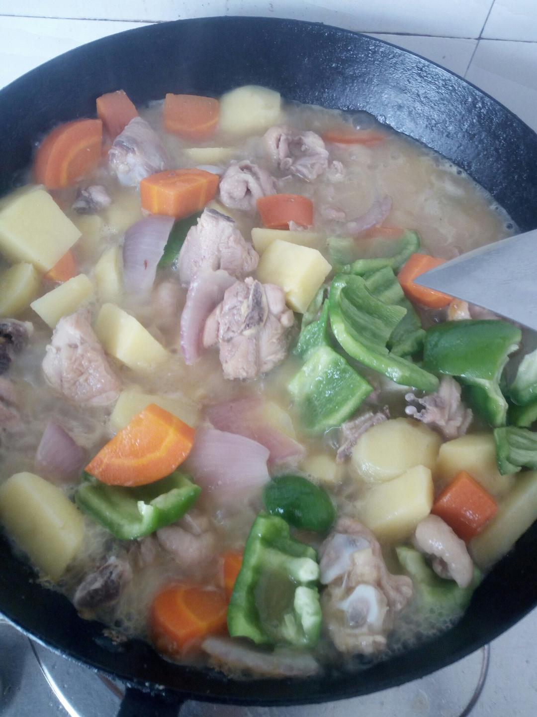 咖喱鸡肉饭