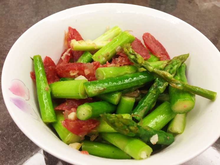 培根炒芦笋